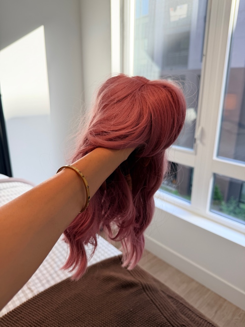 Blue and pink wig - Picture 7 of 10